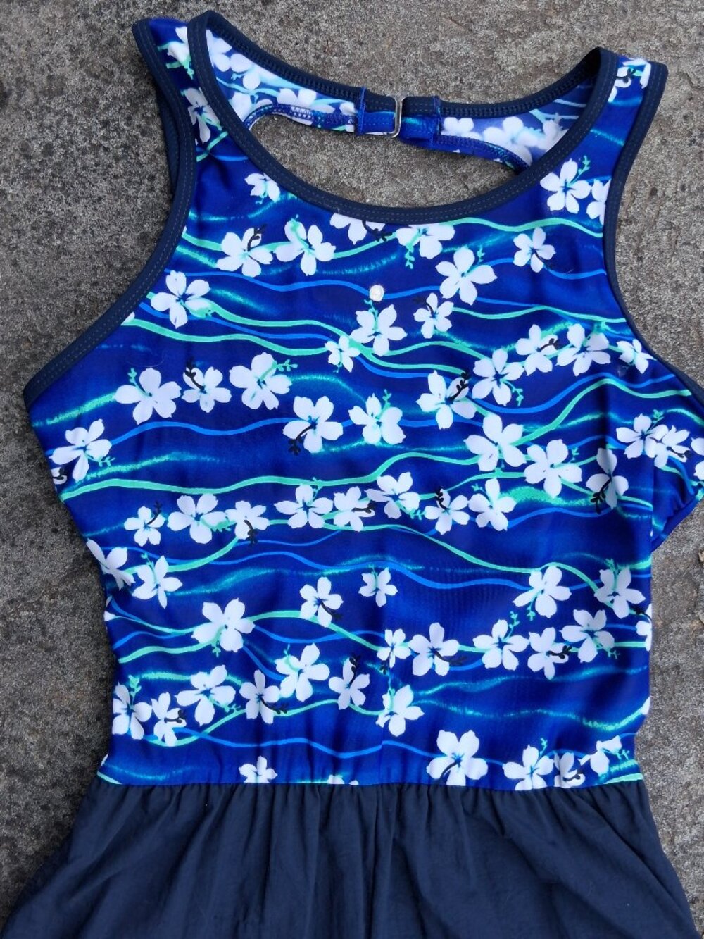 new Le Cove Size 8 Modest Swim Shorts Swimsuit One Piece Floral Black Blue - Picture 2 of 9